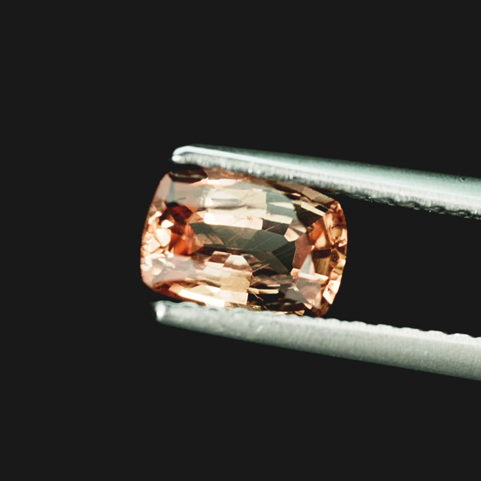 1.00ct AAA Orange Padparadscha Sapphire Cushion