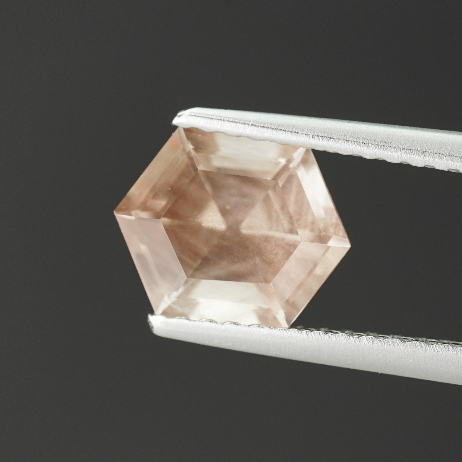 1.13 CT Cinnamon Hexagon Sunstone