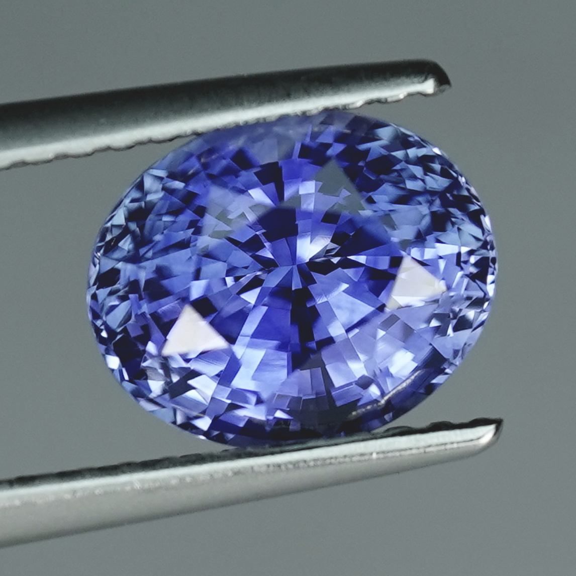 2.55CT Cornflower Blue Oval Blue Sapphire