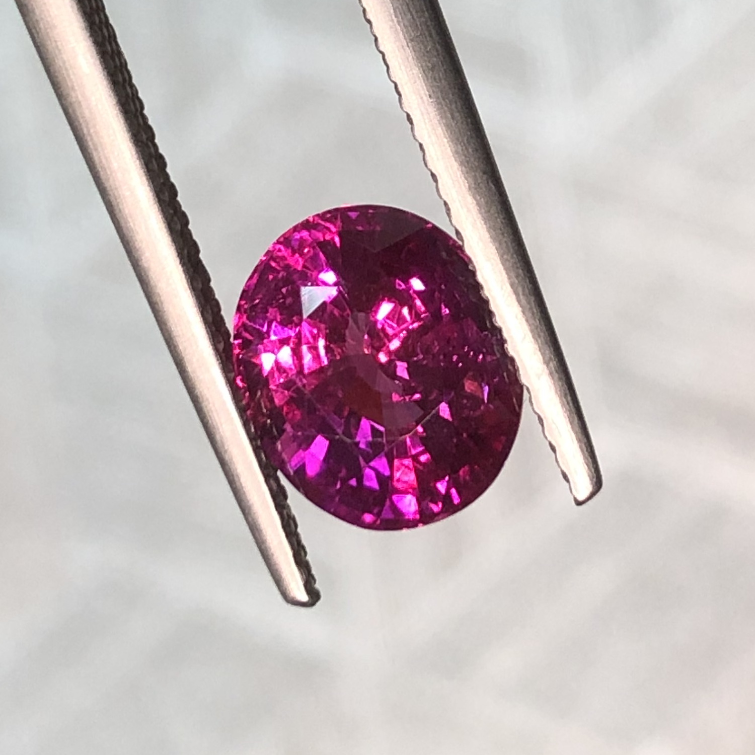 3.13CT Hot Purple To Violet Oval Purple Sapphire