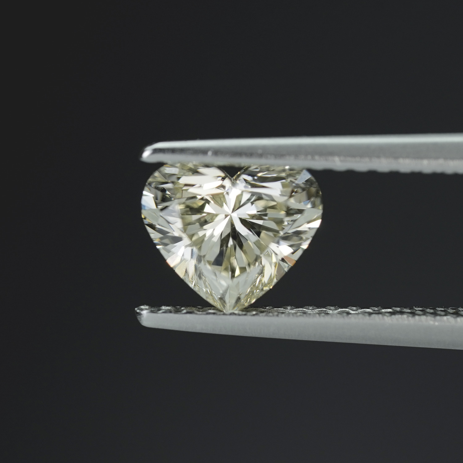 1.01CT Brilliant Pastel Yellow Heart Shape Diamond
