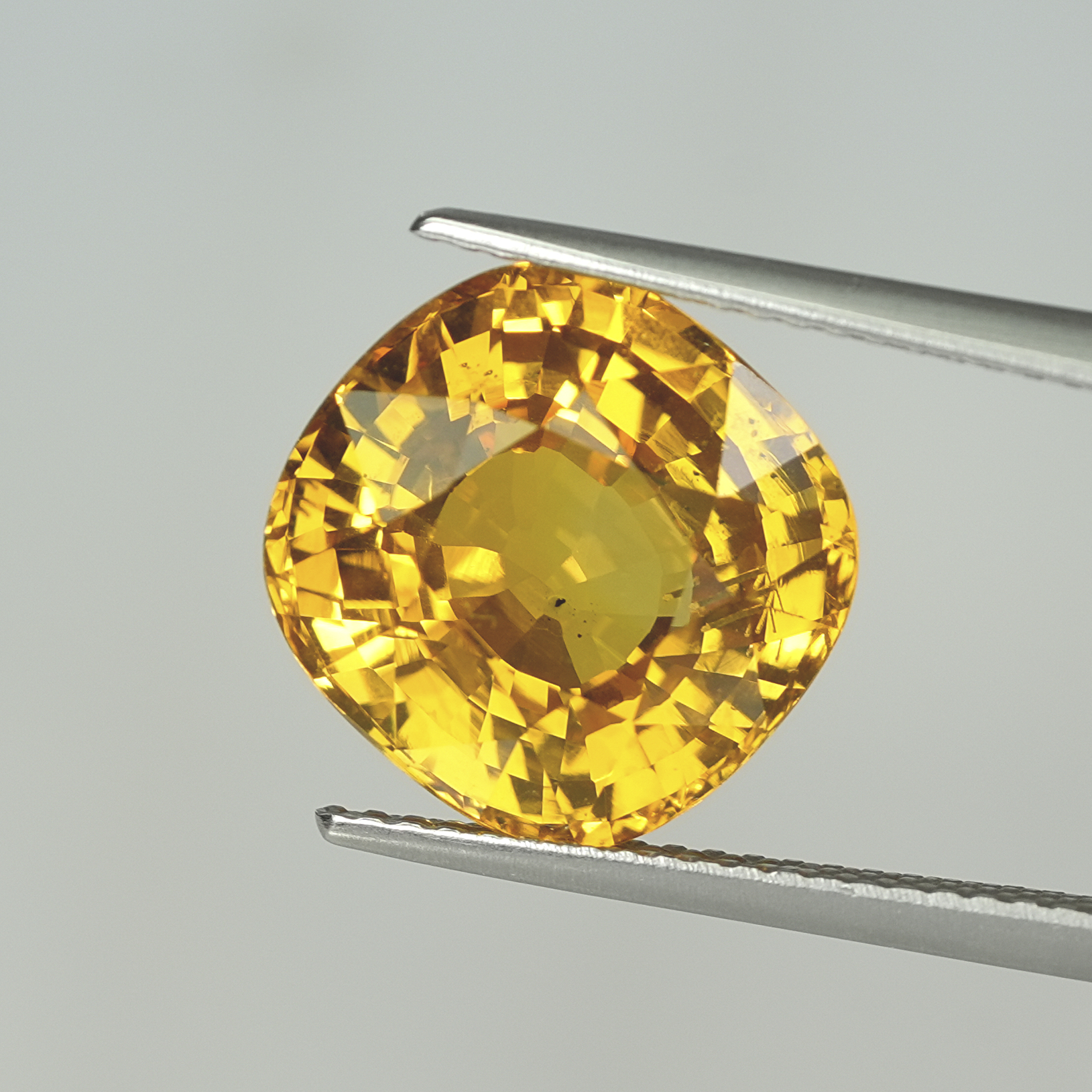 8.80ct Golden-Yellow Cushion Yellow Sapphire
